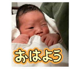 810563569