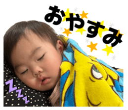 818086995
