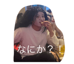 822252402