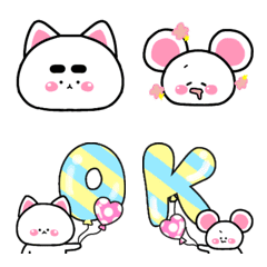 simple Emoji cat and mouse