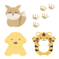 CUTE ANIMALS AND  FOOTPRINTS