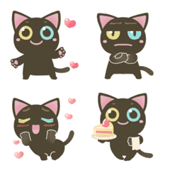 Move!cute odd-eyed black cat