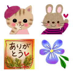 何度でも使いたくなるような秋絵文字♡