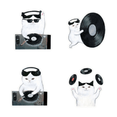 DJ Cat: King of the Turntable