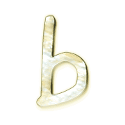 028